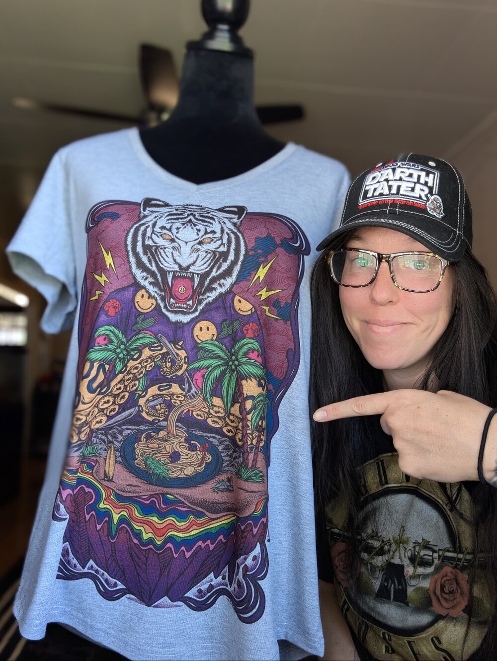 Trippy Tiger Octopus Creature Island Womens Short Sleeve V Neck Heather Grey Tee